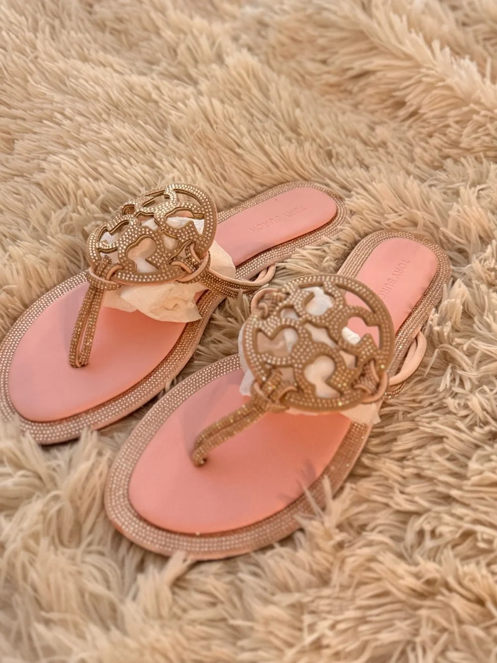 Tory Burch Pink Metallic beaded Logo Thong Sandals never worn